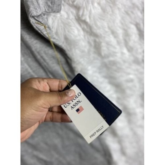 U.S POLO ASSN Women Gray Crew Neck T Shirt Graphic Logo Gold Size XL - Picture 4 of 5